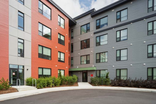 picture of an apartment building