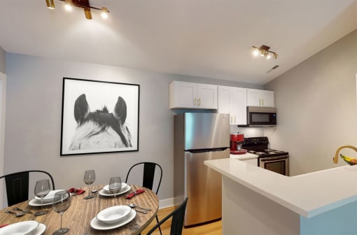 Brixin Franklin Apartments & Townhomes Renovated Kitchen and Dining