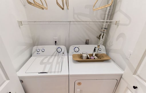 Brixin Franklin Apartments & Townhomes Renovated  Washer & Dryer