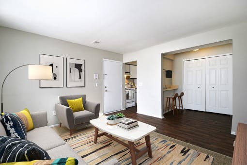Carlyle Place Apartments Living Room