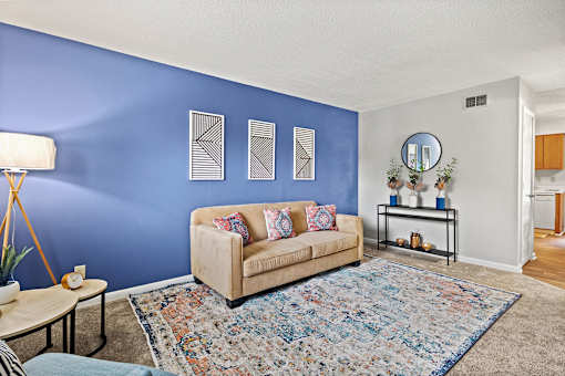 Cross Creek Cove _ Living Room