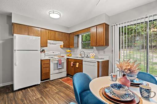 Cross Creek Cove _ Kitchen