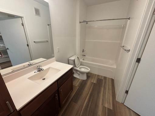 Studio bathroom