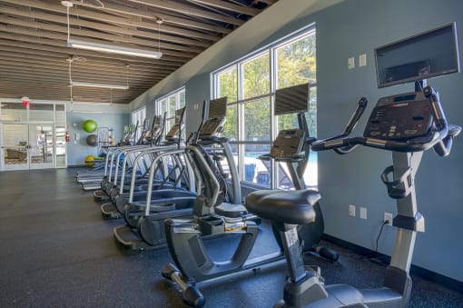 fitness center at Ascent Jones Apartments in Huntsville, Alabama