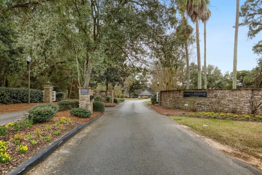 A road sign at 10X Audubon Park apartments in Daphne, AL 
