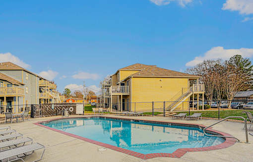 Swimming pool at Park Towne Apartments