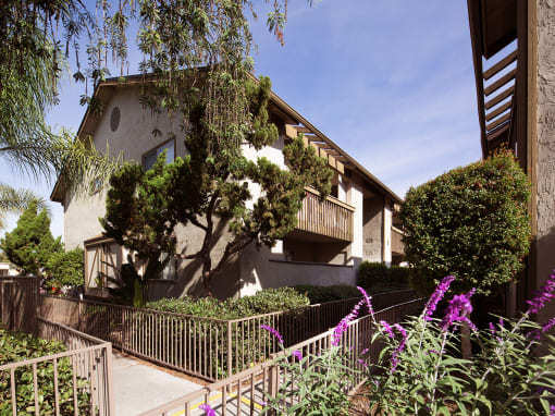 Canyon Run Apartment Building