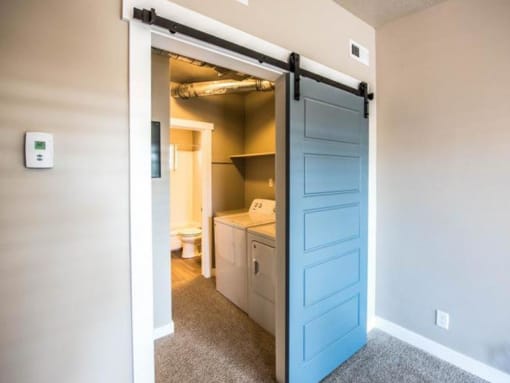 Linq @ Sugarhouse laundry room