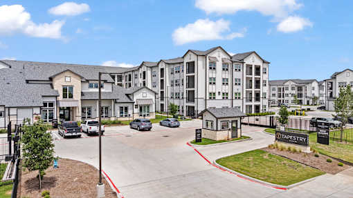 A large apartment complex named Tatapistry is shown in the image.