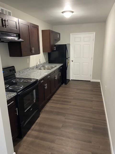 Upgraded kitchen at Kings Place Apartment Homes, Louisiana