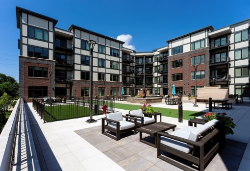 Burlington Station amenity deck