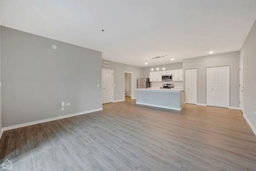 Natural light Lincoln Station Apartments