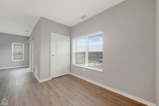 Luxury Living Lincoln Station