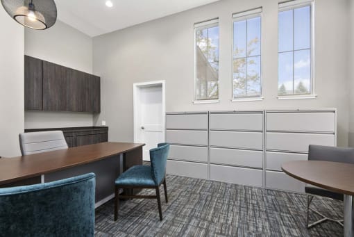 Leasing Office