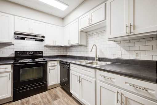 Chimneys of Greenville | Interior of the apartment | Greenville, SC
