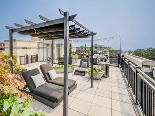 Rooftop Lounge