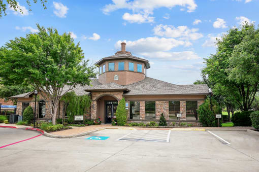 the building where the hotel is located