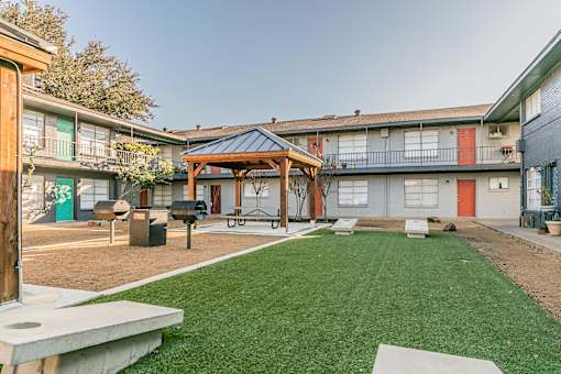 Cornhole and pavilion at Chapel Creek Dallas