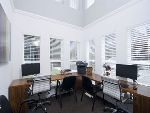 Leasing Office