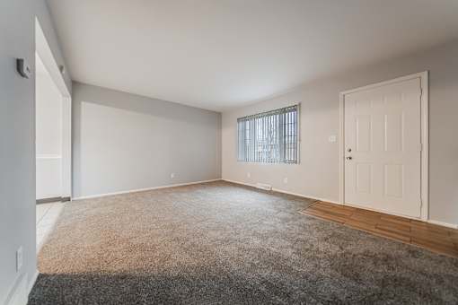 Unfurnished Room at River Run Apartments, Warren, 44485