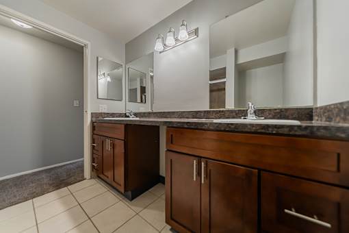 Primary Bathroom at River Run Apartments, Ohio