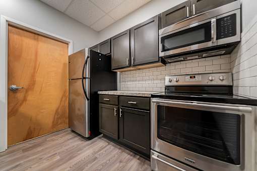 Gourmet Kitchen at River Run Apartments, Warren, OH, 44485