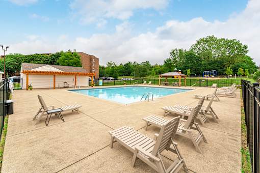 Poolside Relaxation Area at Renova of Brunswick Apartments, Brunswick, Ohio