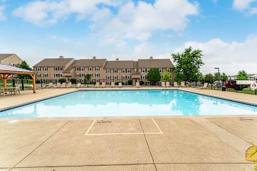 Apartment Swimming Pool at Renova of Brunswick Apartments, Brunswick