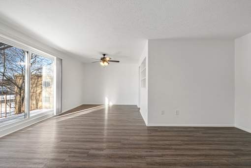 Updated Wynwood great room and dining area.