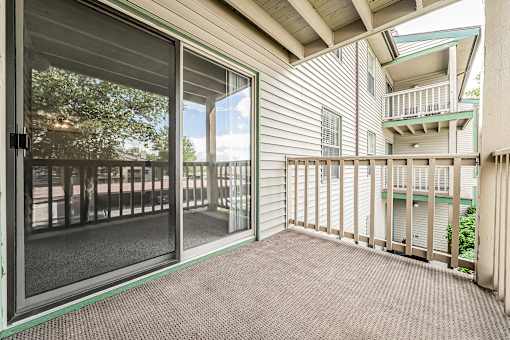 Private balcony at Hunt Club Apartments, Copley, 44321