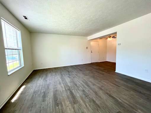 Blank Room at Renova of Brunswick Apartments, Ohio, 44212