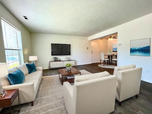 Living Area at Renova of Brunswick Apartments, Brunswick