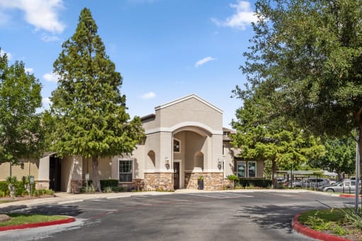 the preserve at ballantyne commons community building