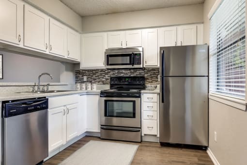 Cottages on Edmonds Apartments in Lewisville, TX 75067