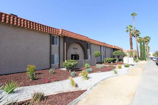 Building Exterior View at Loma Linda Prospect Apartments, California