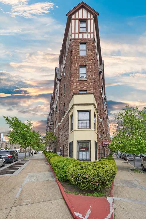 Grand Concourse exterior