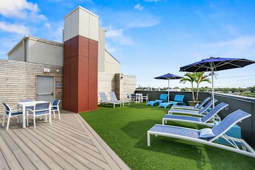 ROOF TOP DECK