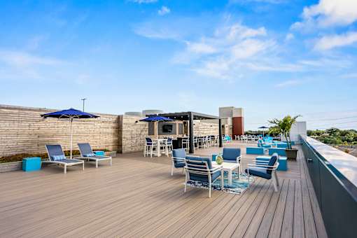 ROOF TOP DECK