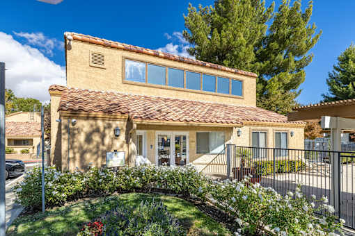 granada villas apartment homes