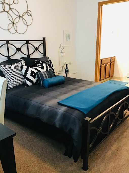 Shawnee Lakes apartments two bedroom apartment bedroom