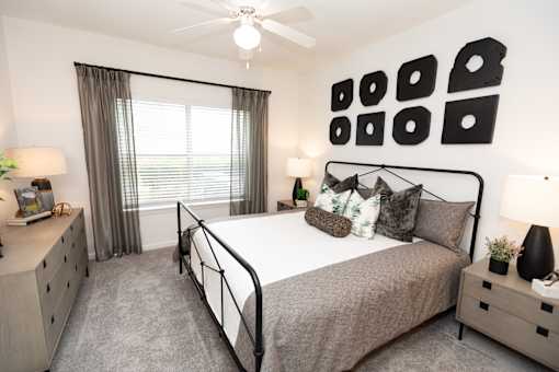 Spacious Bedroom at Lakeside Villas, Georgia