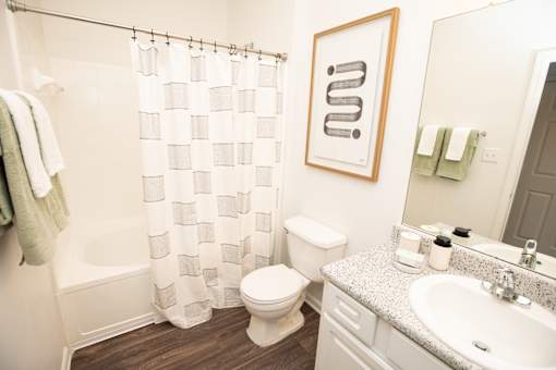 Luxurious Bathroom at Lakeside Villas, Hampton, GA