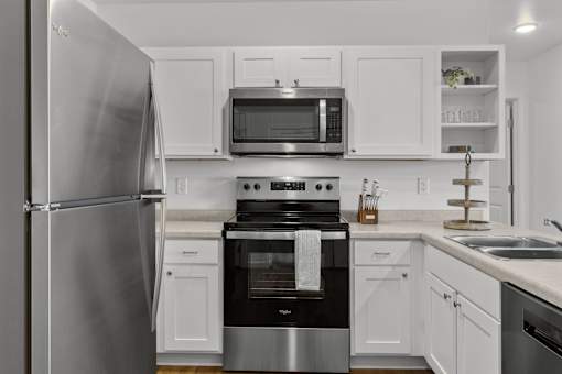 Equipped Kitchen at Yellowstone Landing, Belgrade, 59714
