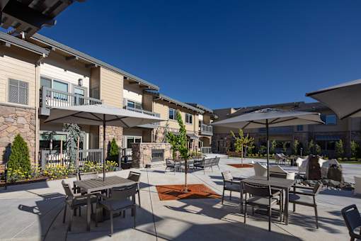 Residential Patio at Hearthstone Lodge Senior Residences, Auburn