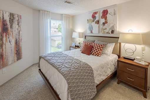 Spacious Bedrooms at Butternut Ridge Apartments, North Olmsted, 44070
