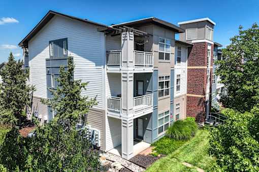Building Exterior View at CityView, Missouri, 64116