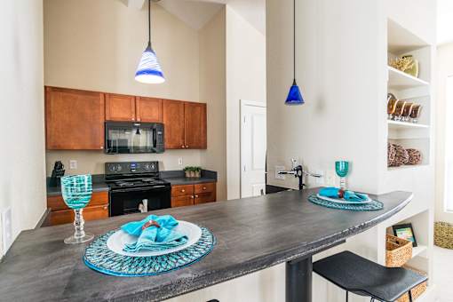Island Kitchen at CityView, North Kansas City