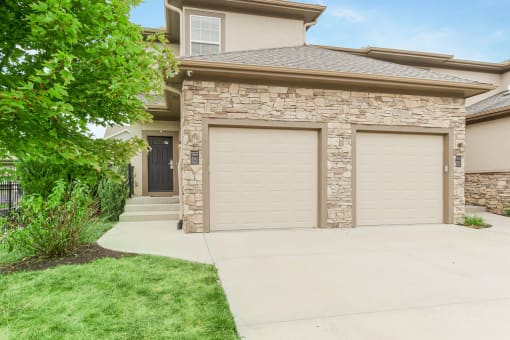 Garages Available at Prairie Pines Townhomes, Shawnee, KS