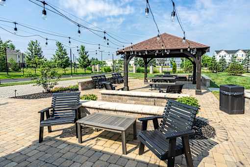 Outdoor Gazebo Seating at The Greyson, Ohio