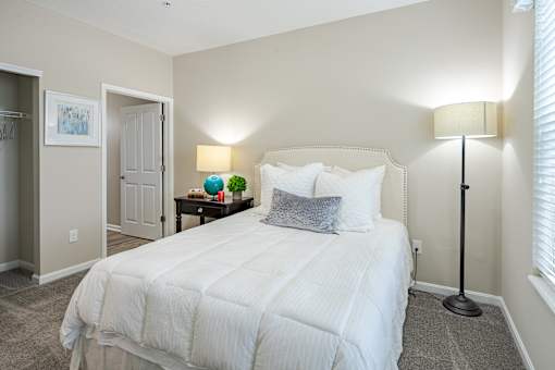 White Bedroom at The Greyson, Ohio